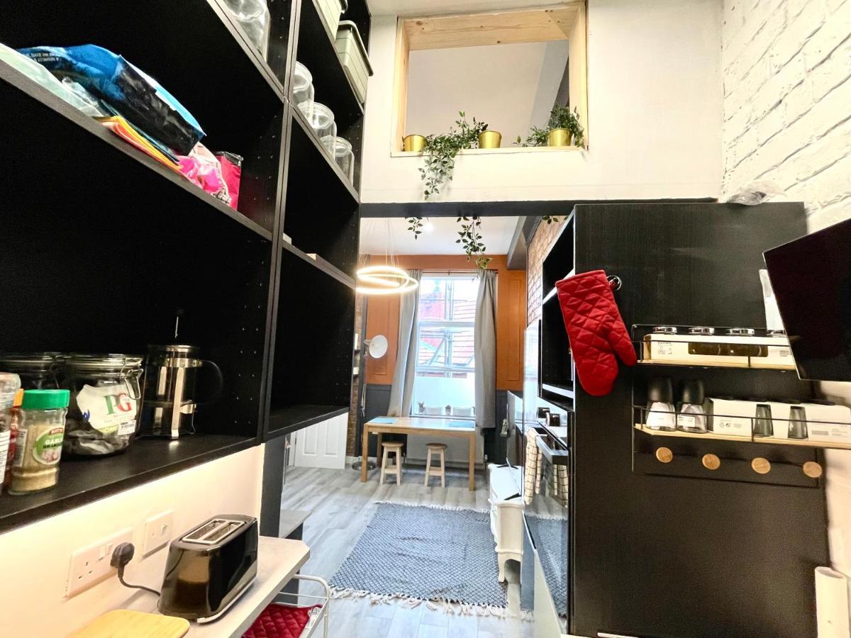 Adeamstays Provides Beautiful Centrally Located 1 And 2 Bed Apartments On Liverpools Boulevard Eksteriør billede