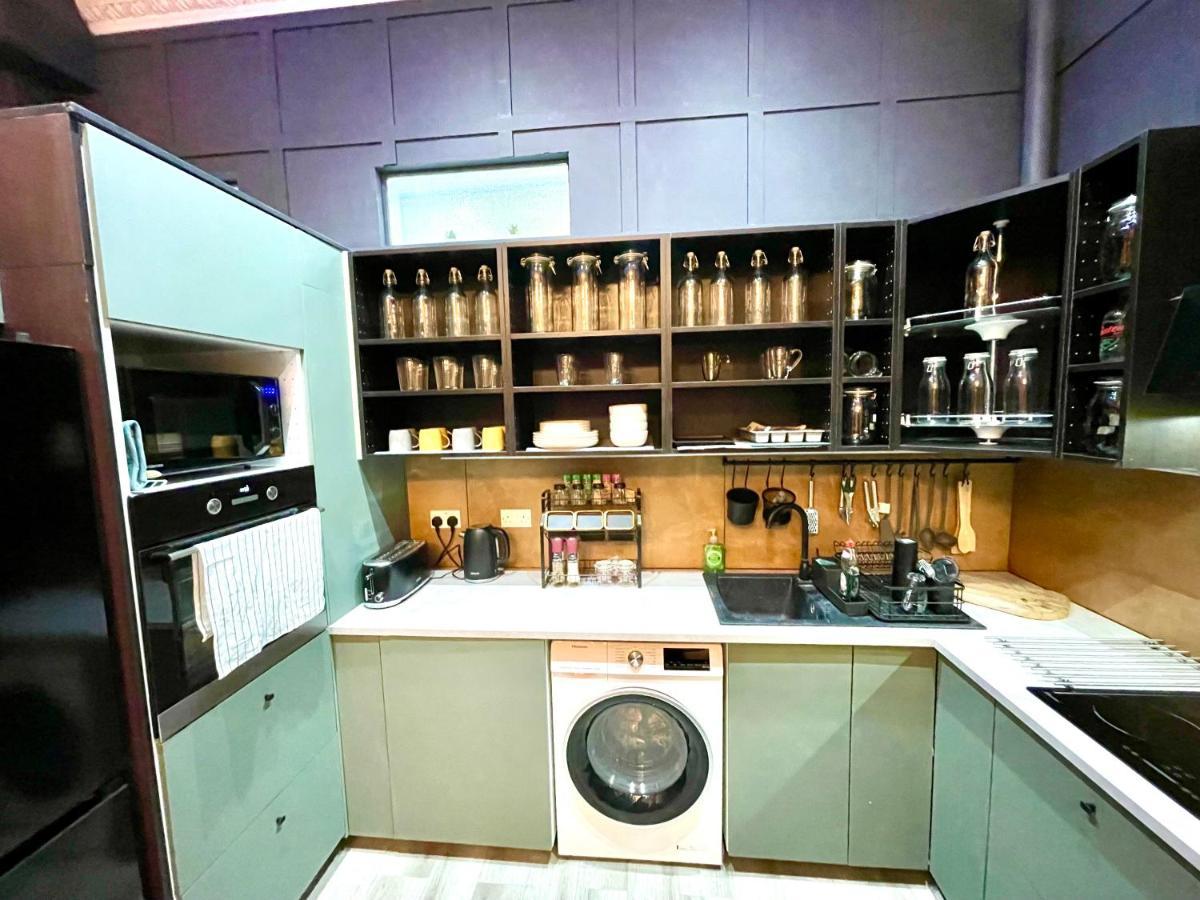 Adeamstays Provides Beautiful Centrally Located 1 And 2 Bed Apartments On Liverpools Boulevard Eksteriør billede