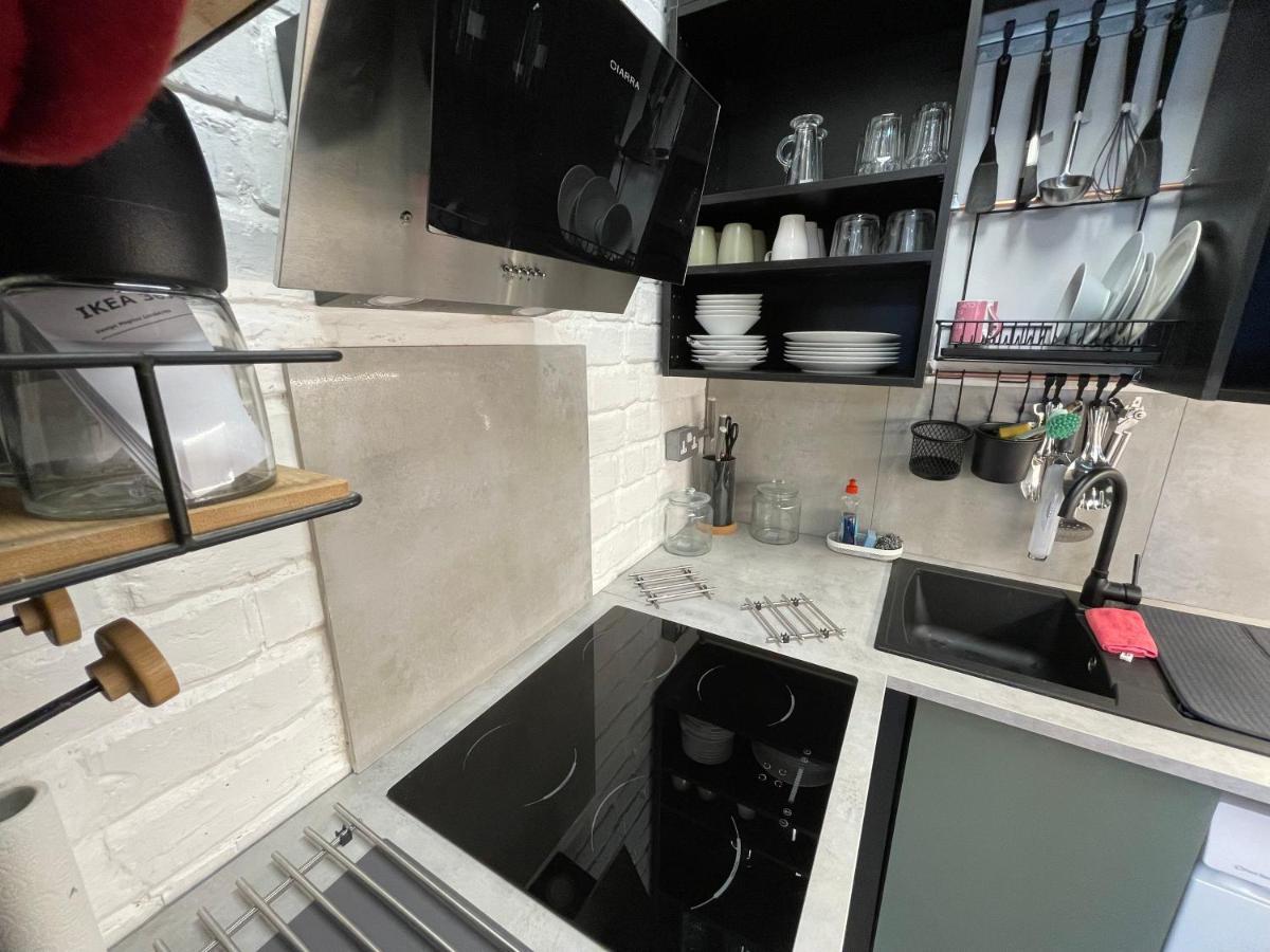 Adeamstays Provides Beautiful Centrally Located 1 And 2 Bed Apartments On Liverpools Boulevard Eksteriør billede