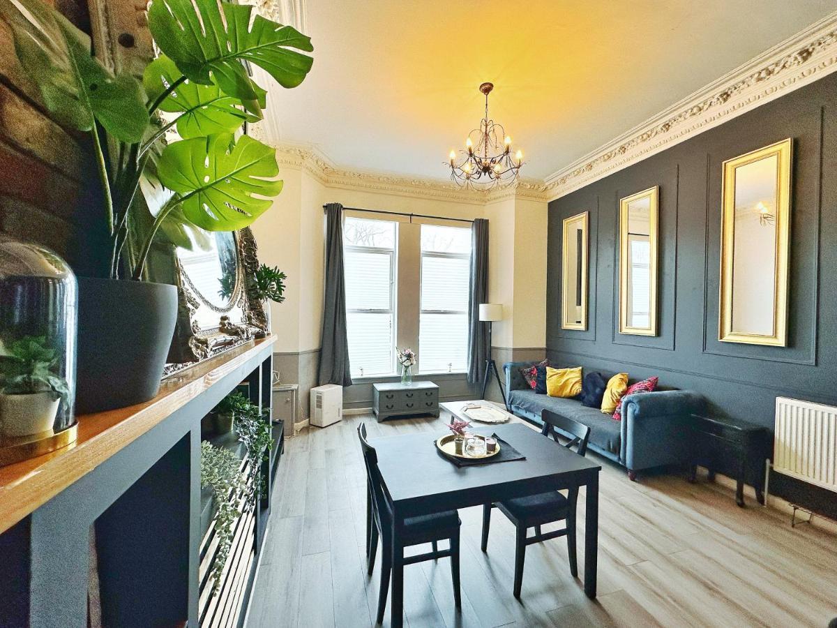 Adeamstays Provides Beautiful Centrally Located 1 And 2 Bed Apartments On Liverpools Boulevard Eksteriør billede