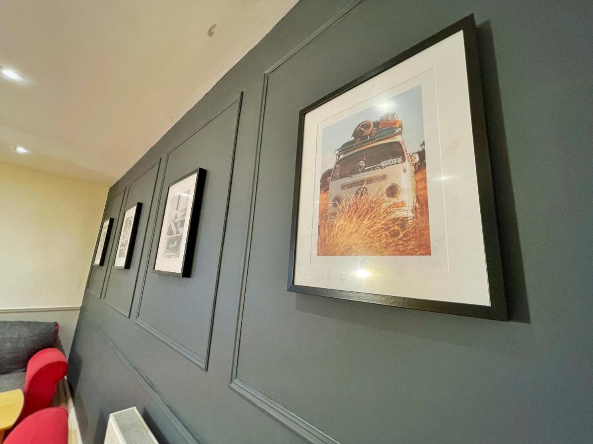 Adeamstays Provides Beautiful Centrally Located 1 And 2 Bed Apartments On Liverpools Boulevard Eksteriør billede